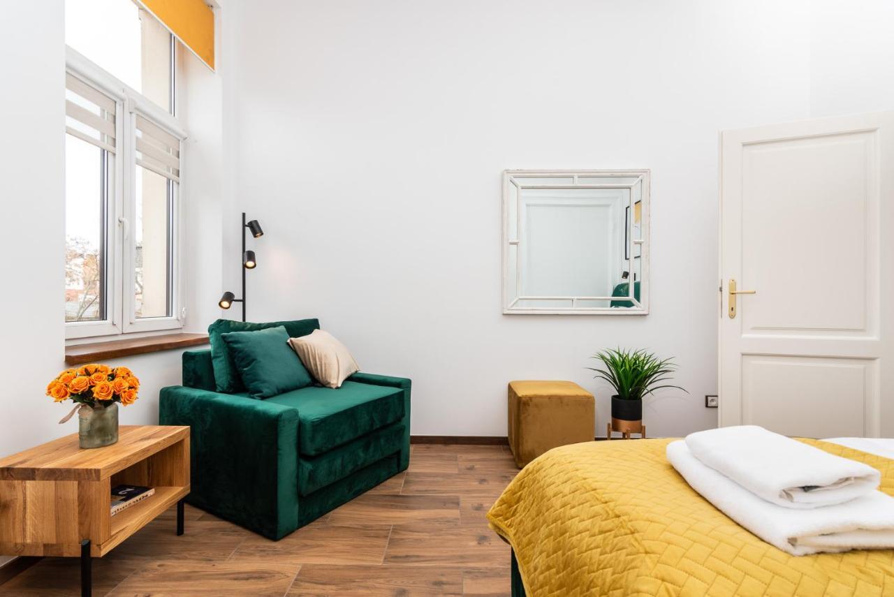 Premium Splendid Old Town Suites - By Upstairs Krasków Exterior foto