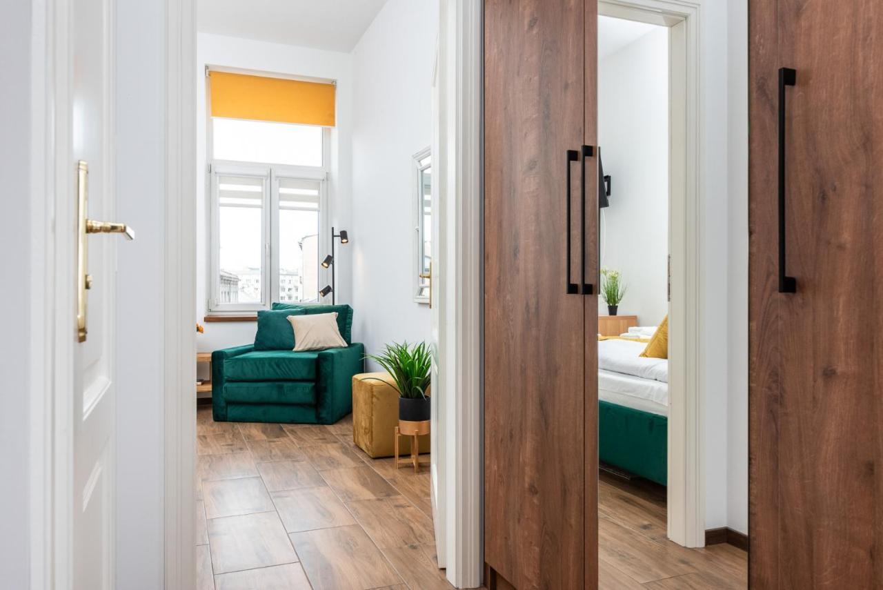Premium Splendid Old Town Suites - By Upstairs Krasków Exterior foto
